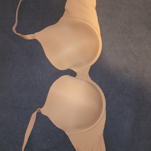 Victoria's Secret t-shirt lightly lined demi 36 DD - Picture 1 of 4